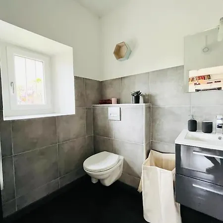 Charmante Maisonnette Avec Terrasse Et Jolie Vue - 5 Min à Pied Du Apartamento Annecy